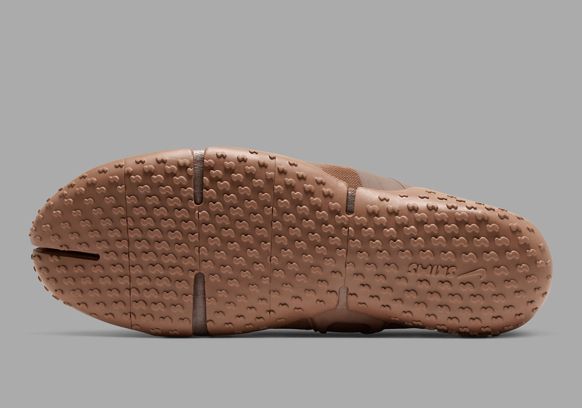 Kim Kardashian Skims Nike Air Rift Release Date Io7694 201 6