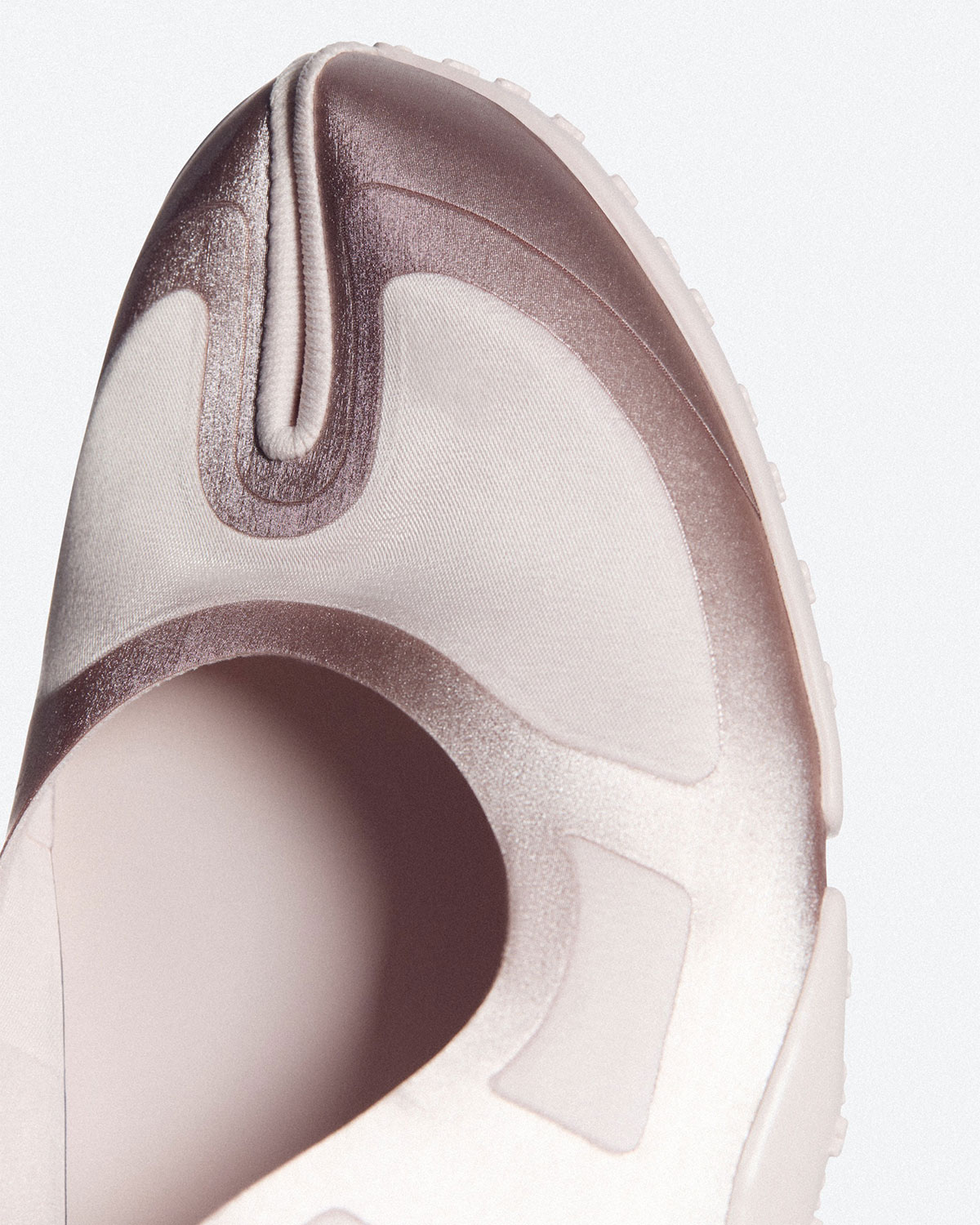 Lisa Blackpink Nikeskims Rift Mesh Pink Satin 4