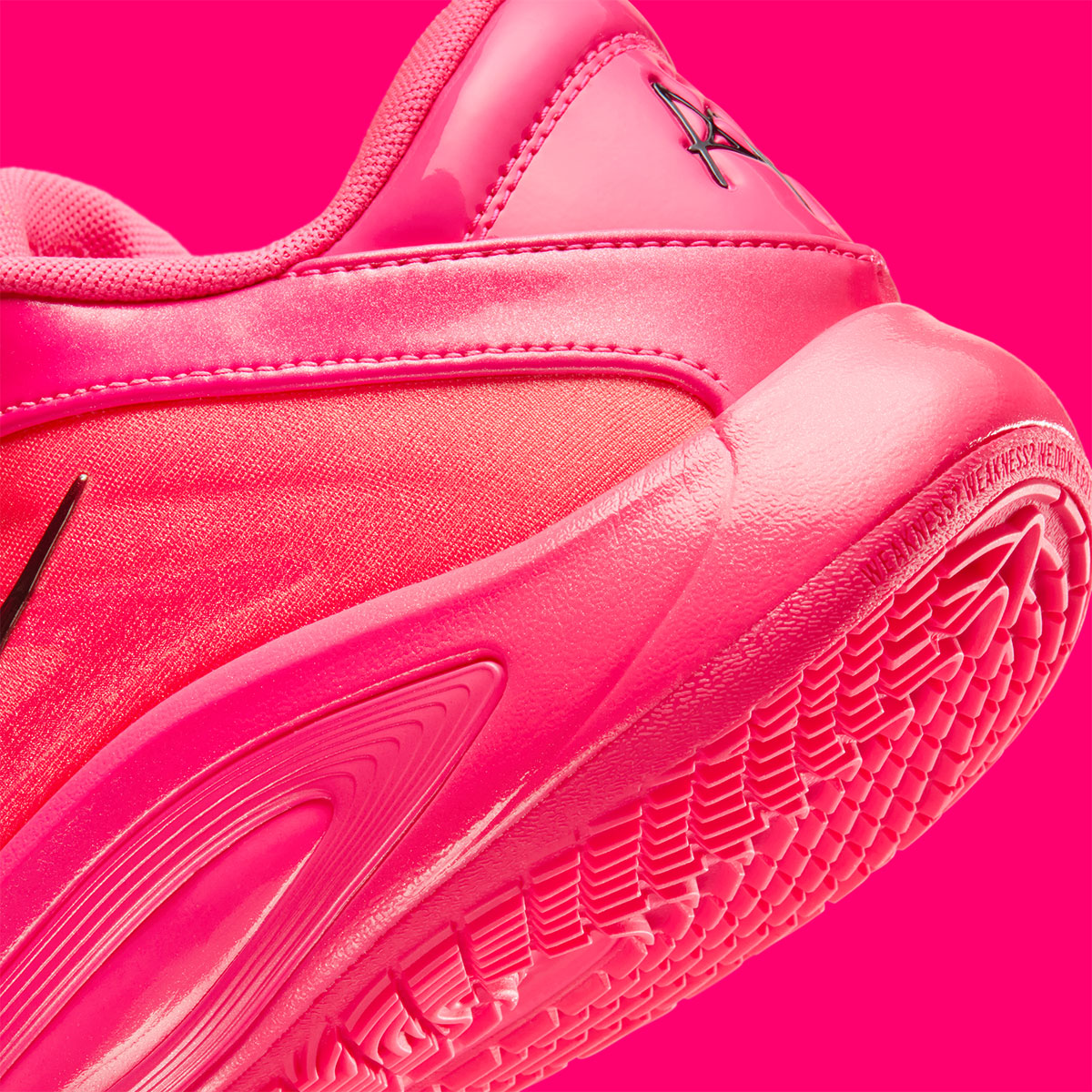 Nike A One Hyper Pink Black Fz8605 610 8