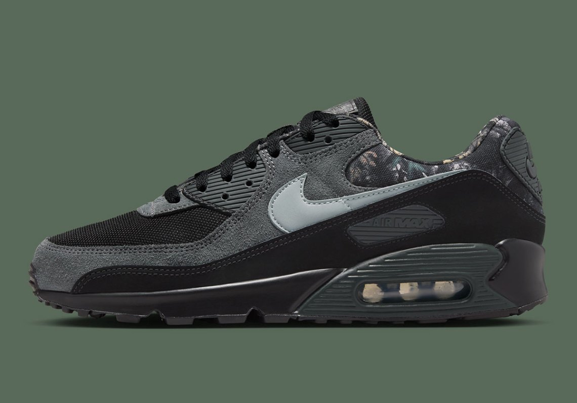 Nike Air Max 90 Realtree Camo IQ0300-001 | SneakerNews.com display picture 1