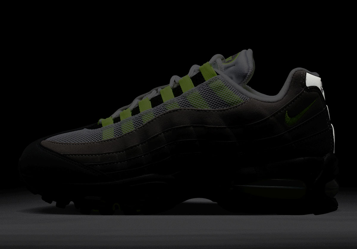 Nike Air Max 95 Og Neon Womens Io9926 001 10