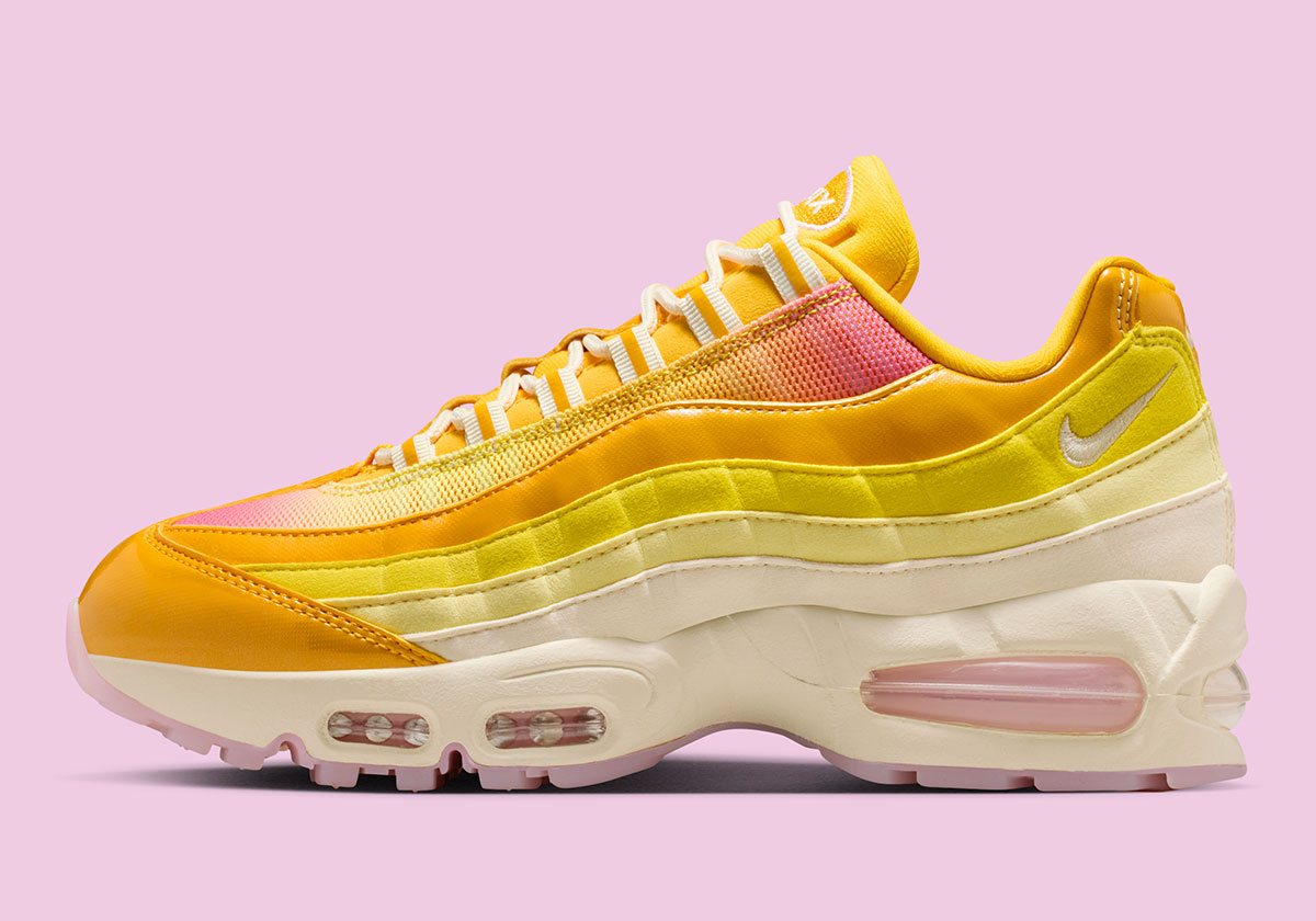 Nike Air Max 95 University Gold Pink Foam Soft Yellow Coconut Milk Iq0382 739 1