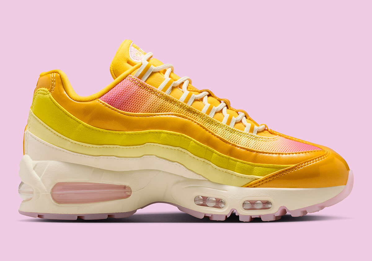 Nike Air Max 95 University Gold Pink Foam Soft Yellow Coconut Milk Iq0382 739 3