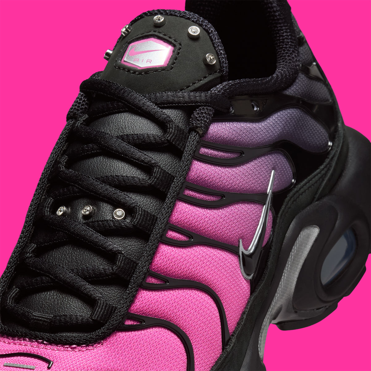 Nike Air Max Plus Black Metallic Silver Peony Iq0280 010 7