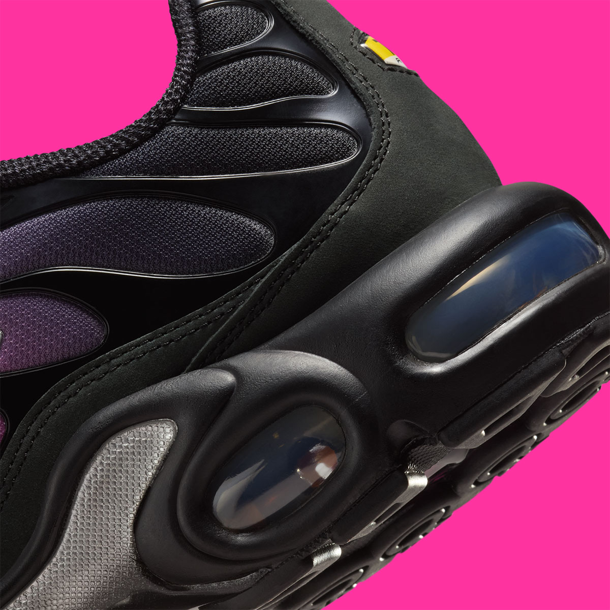 Nike Air Max Plus Black Metallic Silver Peony Iq0280 010 8