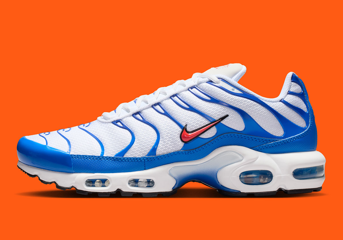 Nike Air Max Plus Knicks Dm0032 107 1