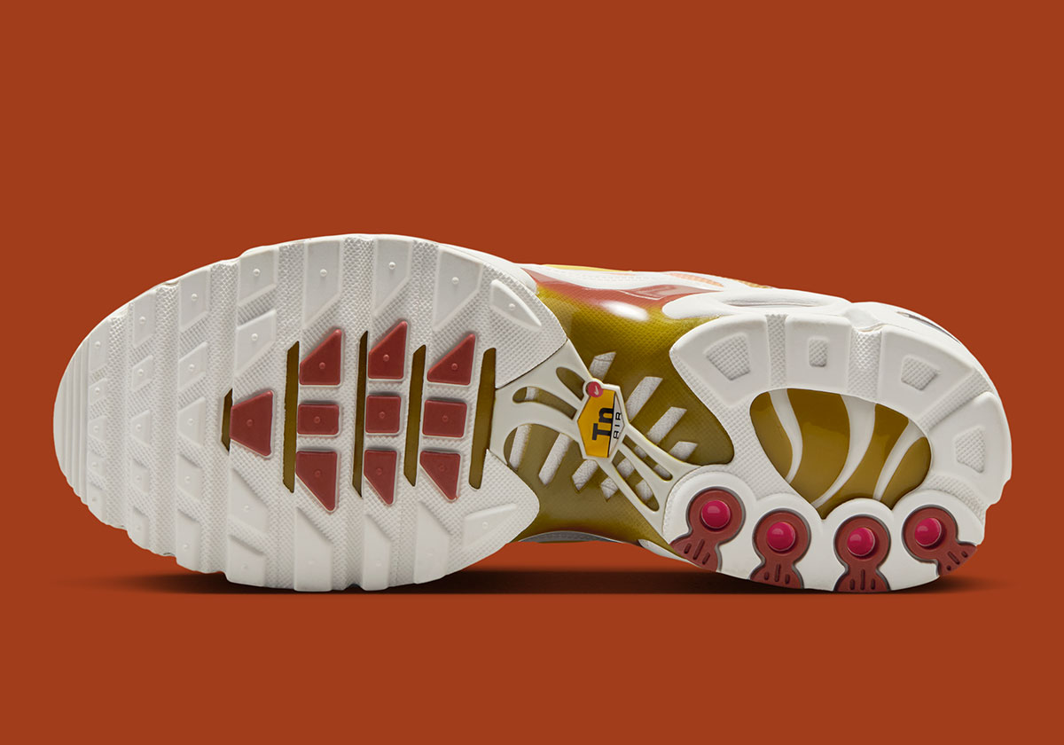 Nike Air Max Plus Phantom Rugged Orange Peat Moss Saturn Gold Dz3670 007 3