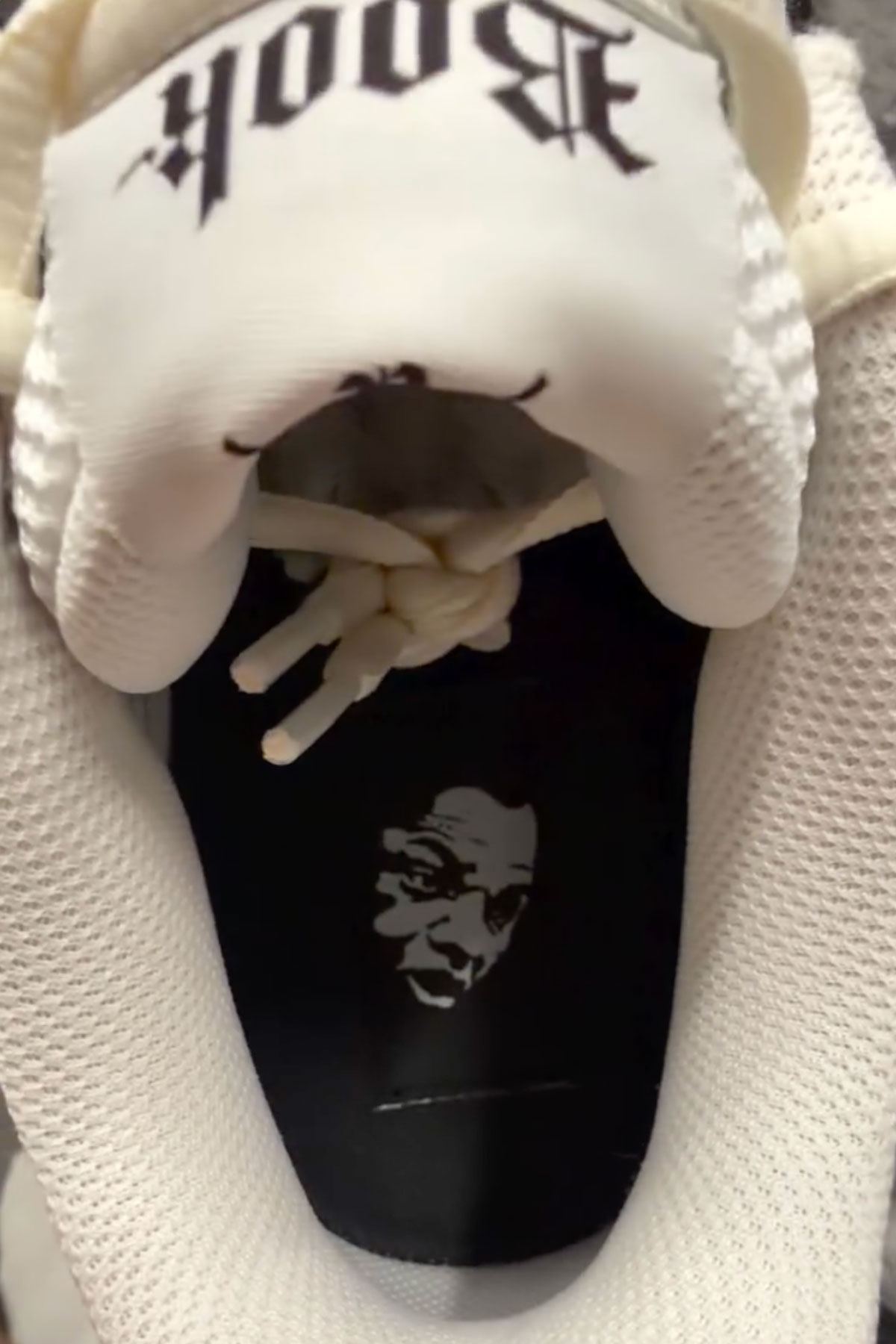 Nike Book 2 Rav George Raveling Pe 2