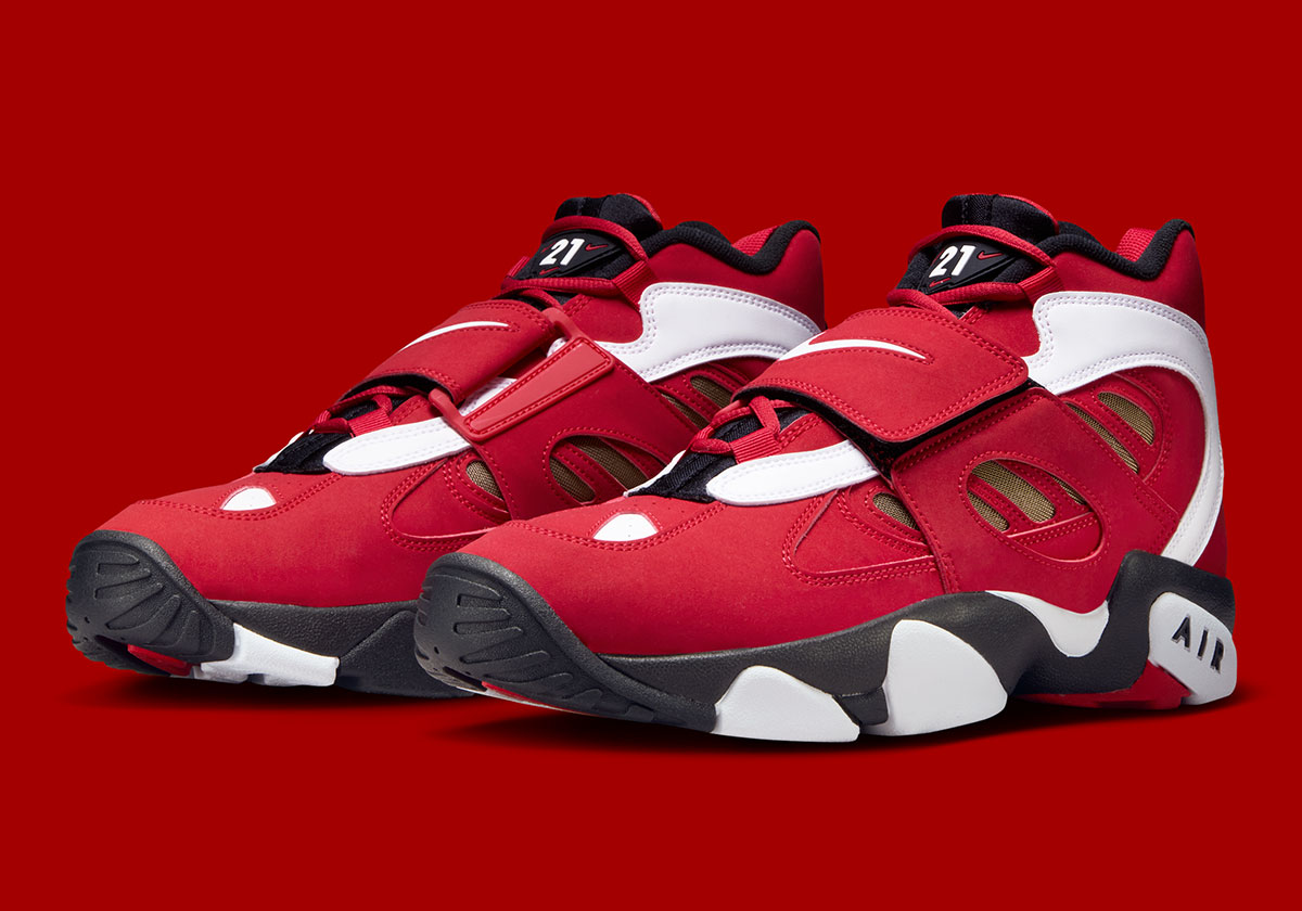 Nike Air Diamond Turf 2 “Prime Red” Releases On February 7th