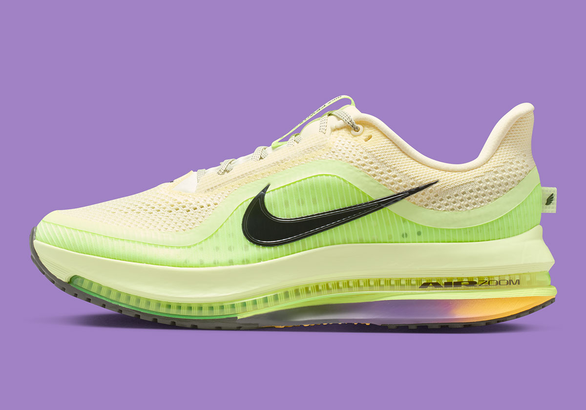 Nike Pegasus Premium Barely Volt Alabaster Hq2592 701 9