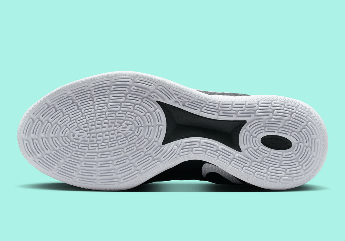 Nike Sabrina 3 Black Smoke Grey Mint Foam Iq9033 002 2