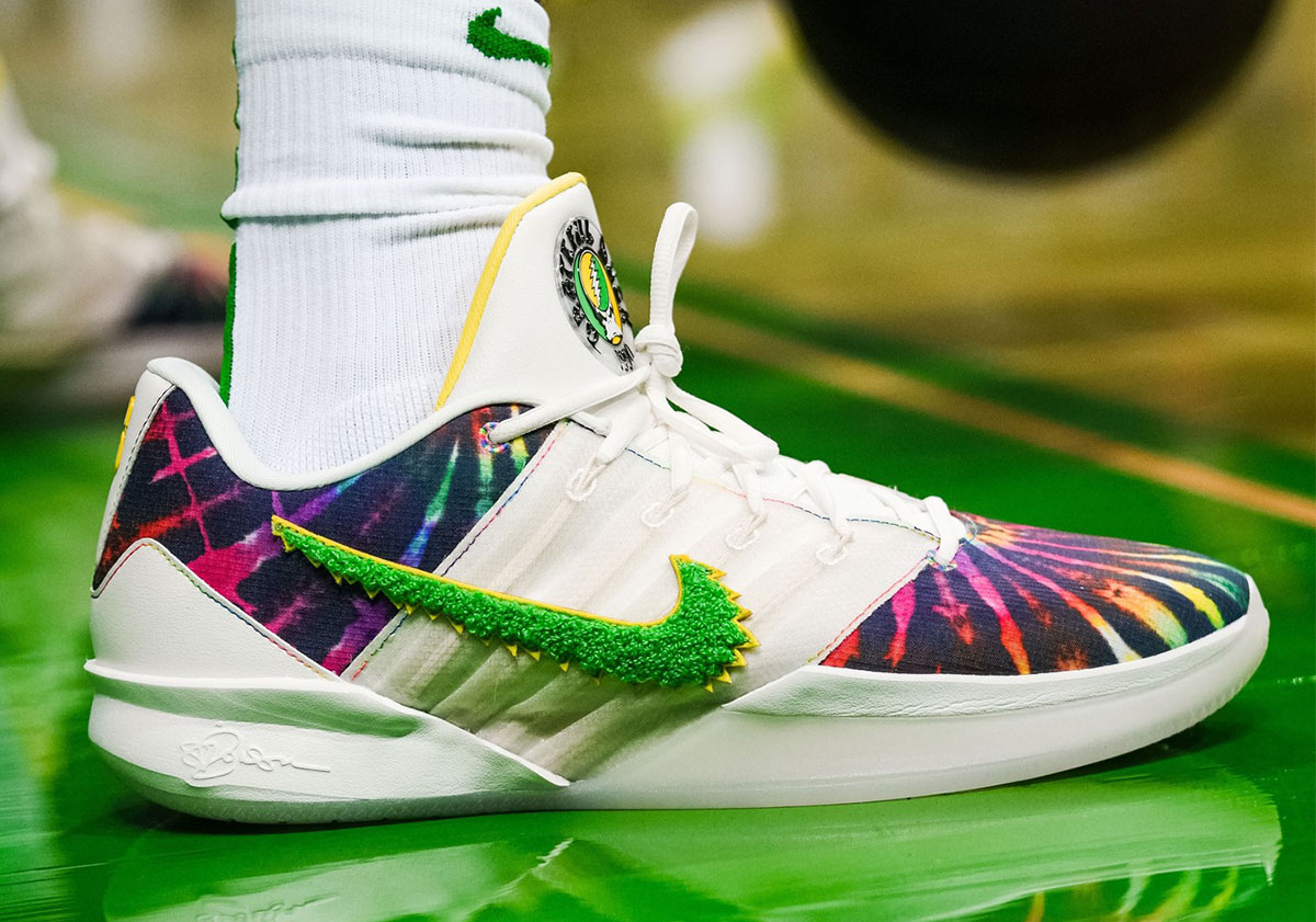 Nike Sabrina 3 Grateful Ducks PE