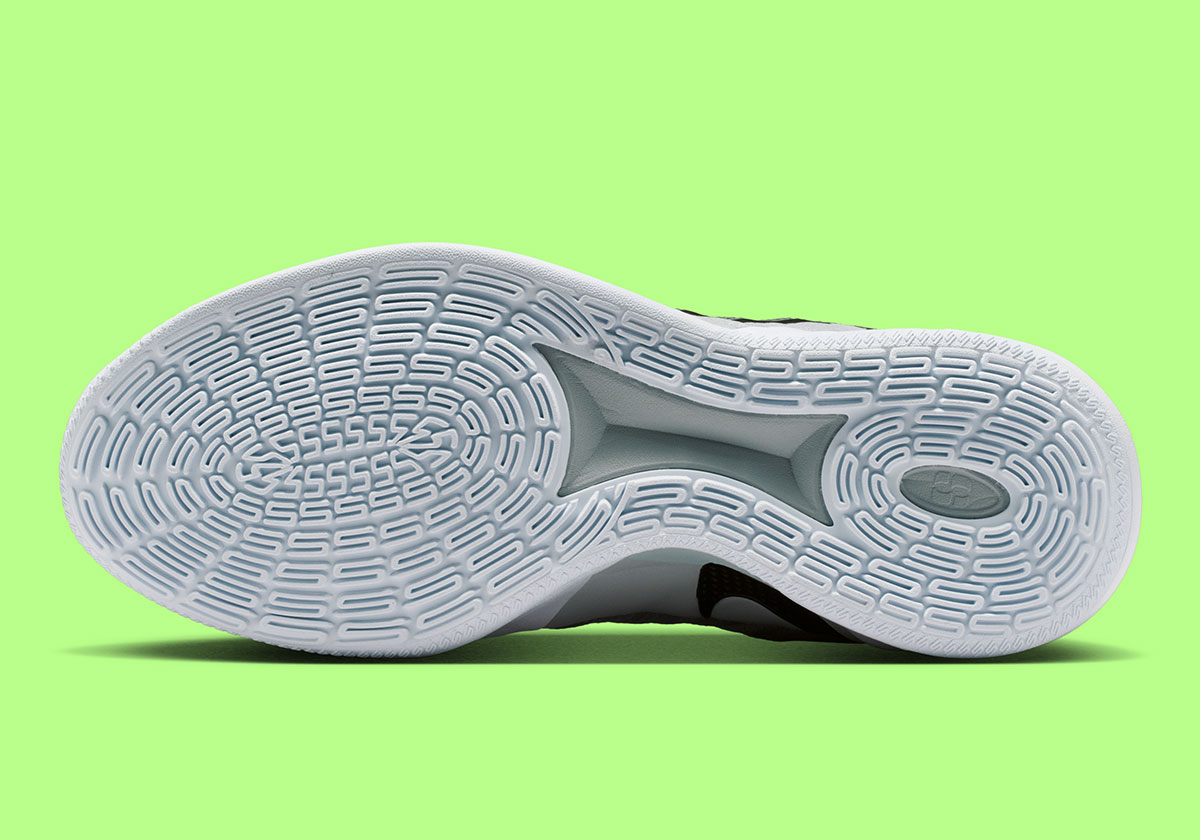 Nike Sabrina 3 Tb Iq9033 001 3