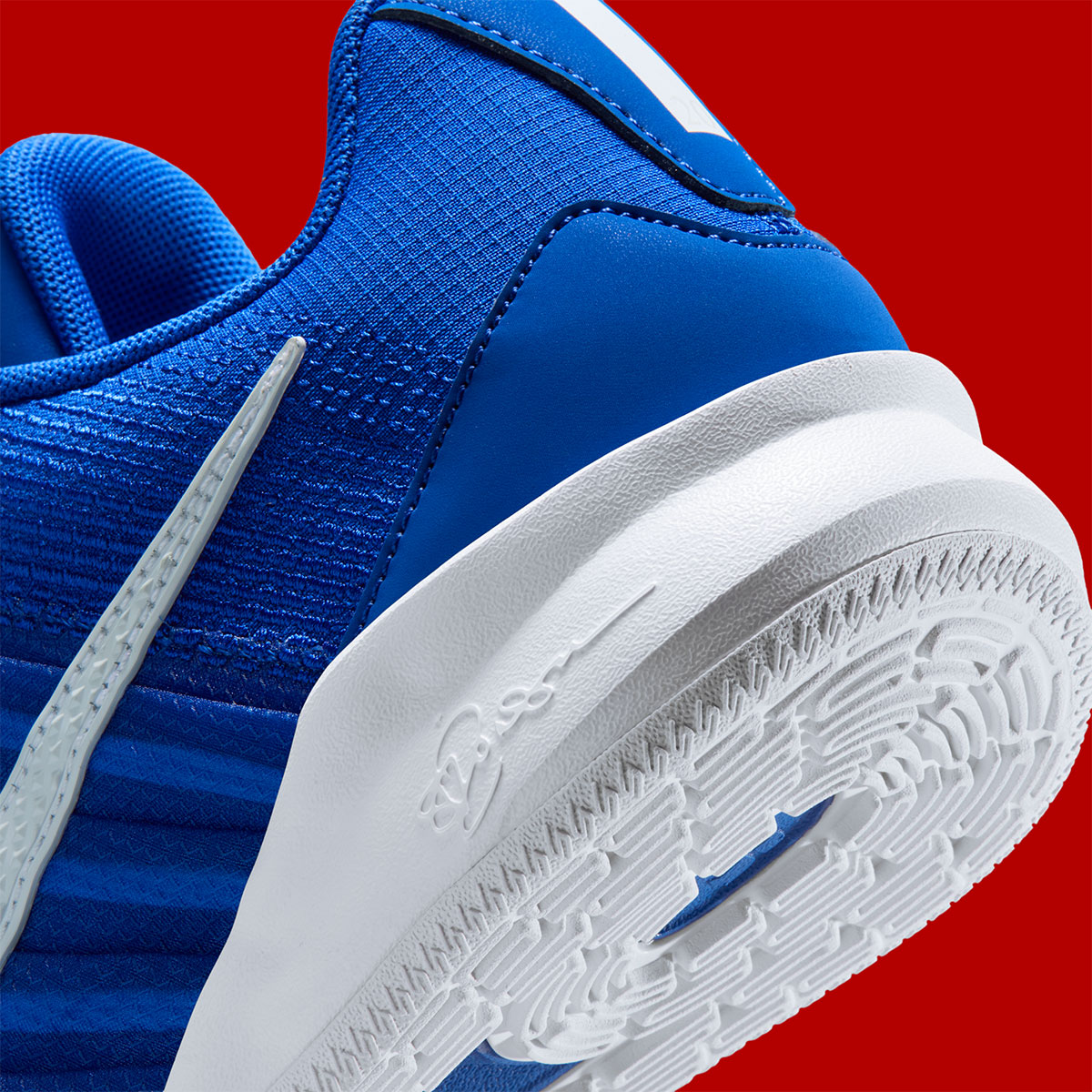 Nike Sabrina 3 Tb Iq9033 401 1