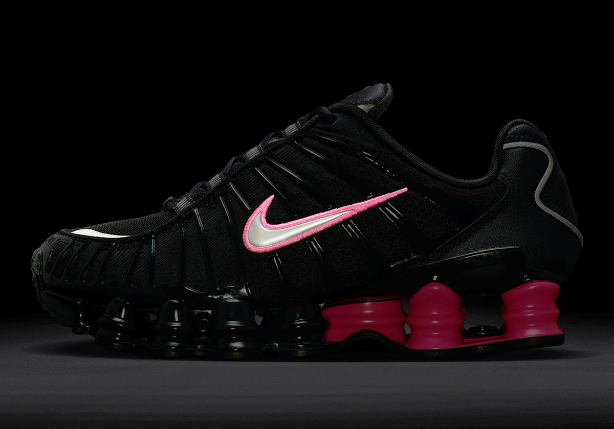 Nike Shox Tl Ring Off Noir Hyper Pink Metallic Silver Iq0273 045 10