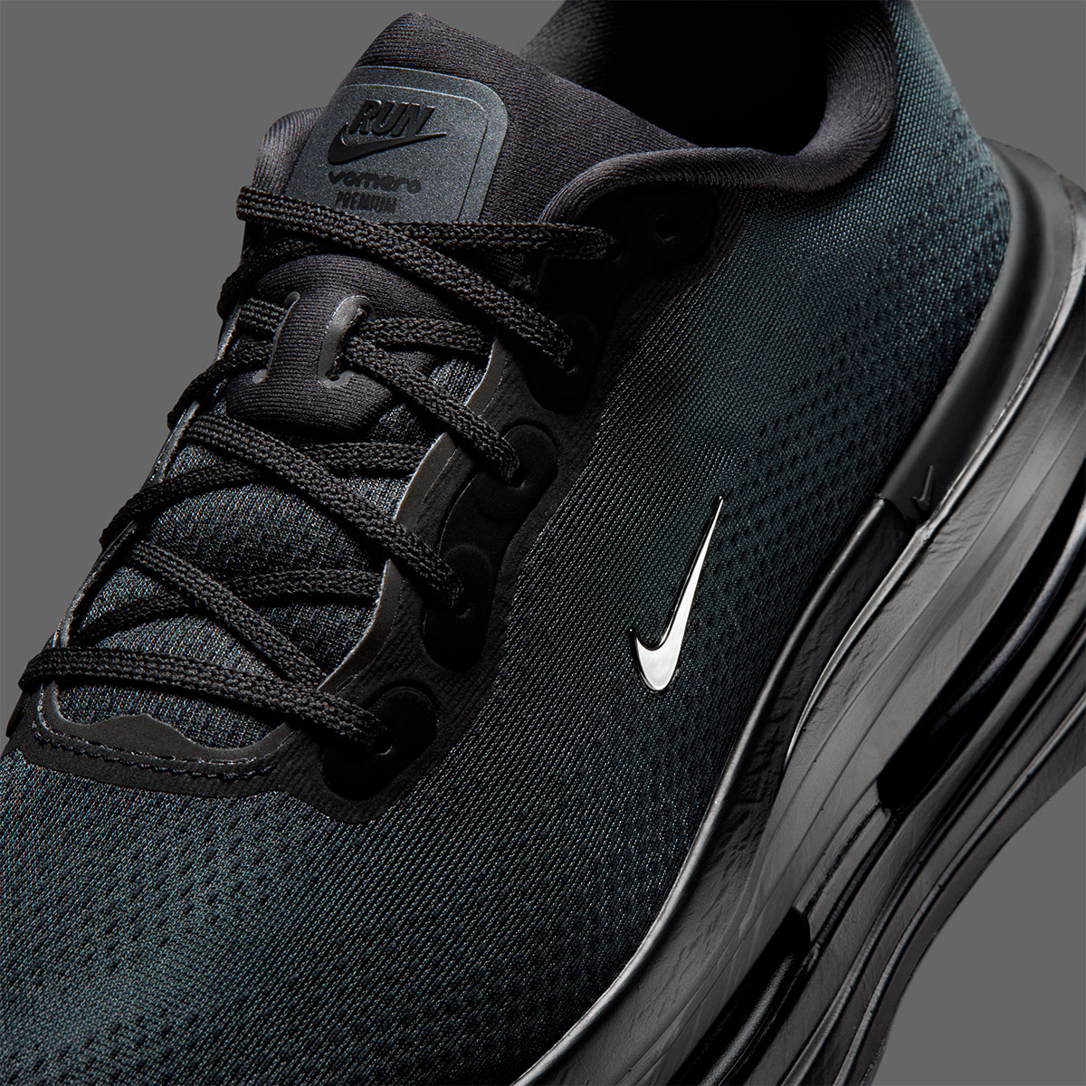 Nike Vomero Premium Black White Iq0627 001 8