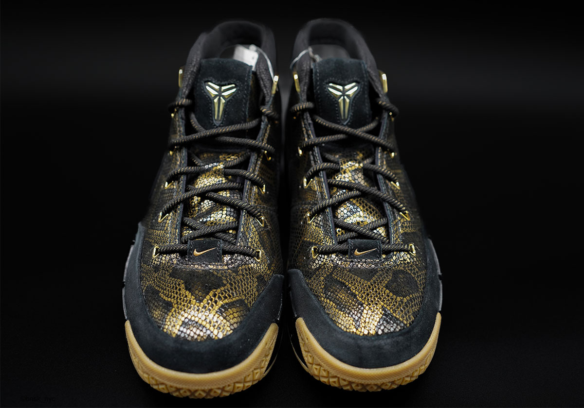 Nike Zoom Kobe 1 Lux Snakeskin Sample 3