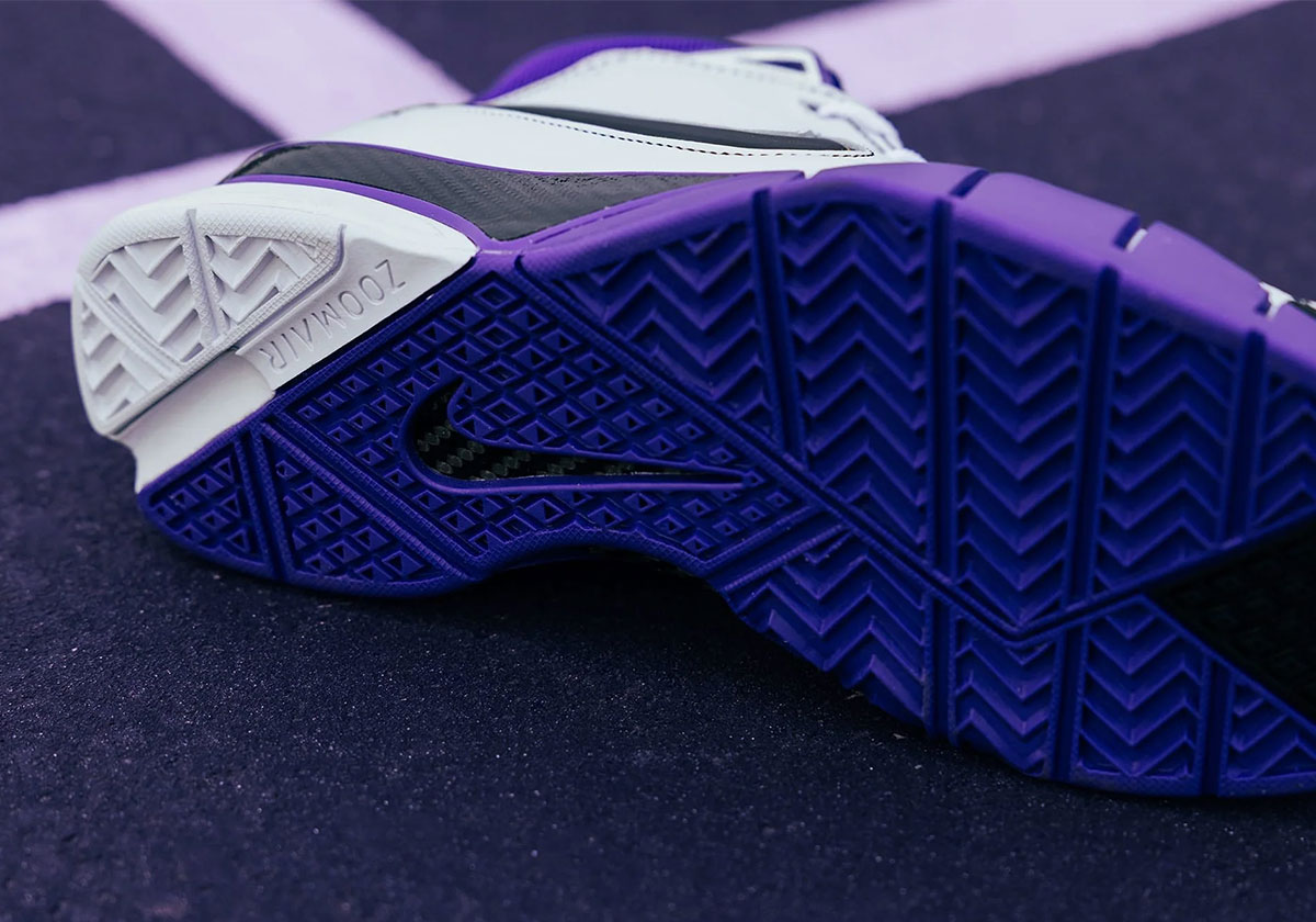 Nike Zoom Kobe 1 Protro 81 Points 2