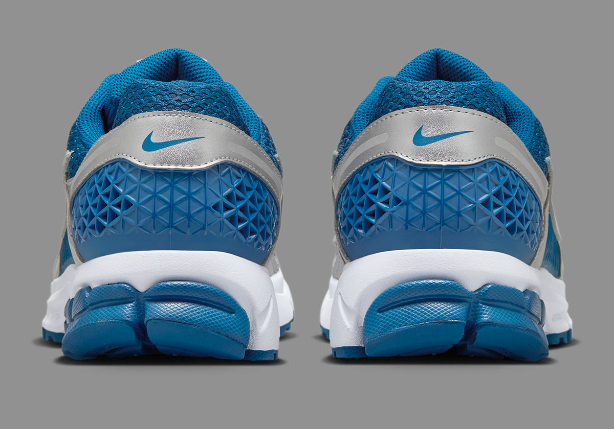 Nike Zoom Vomero 5 Court Blue Metallic Silver Iq9392 476 6