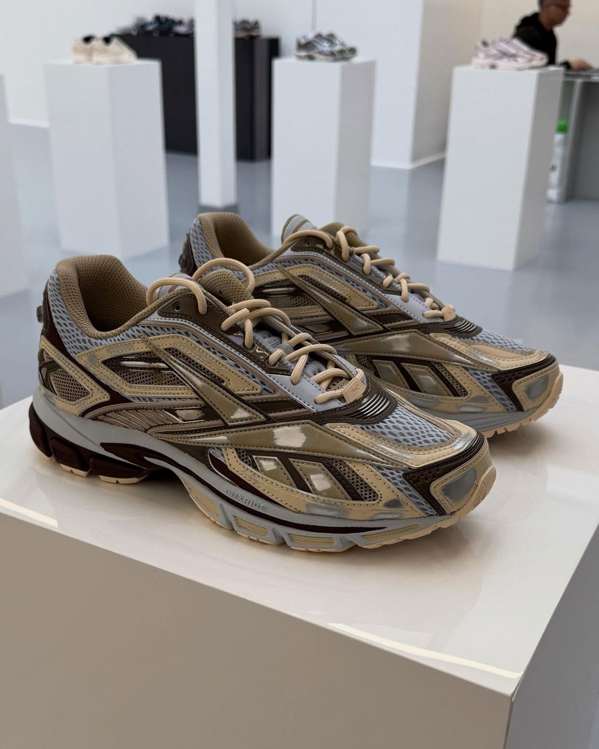 Reebok Ltd Fw26 Buff Metallic Pack 3