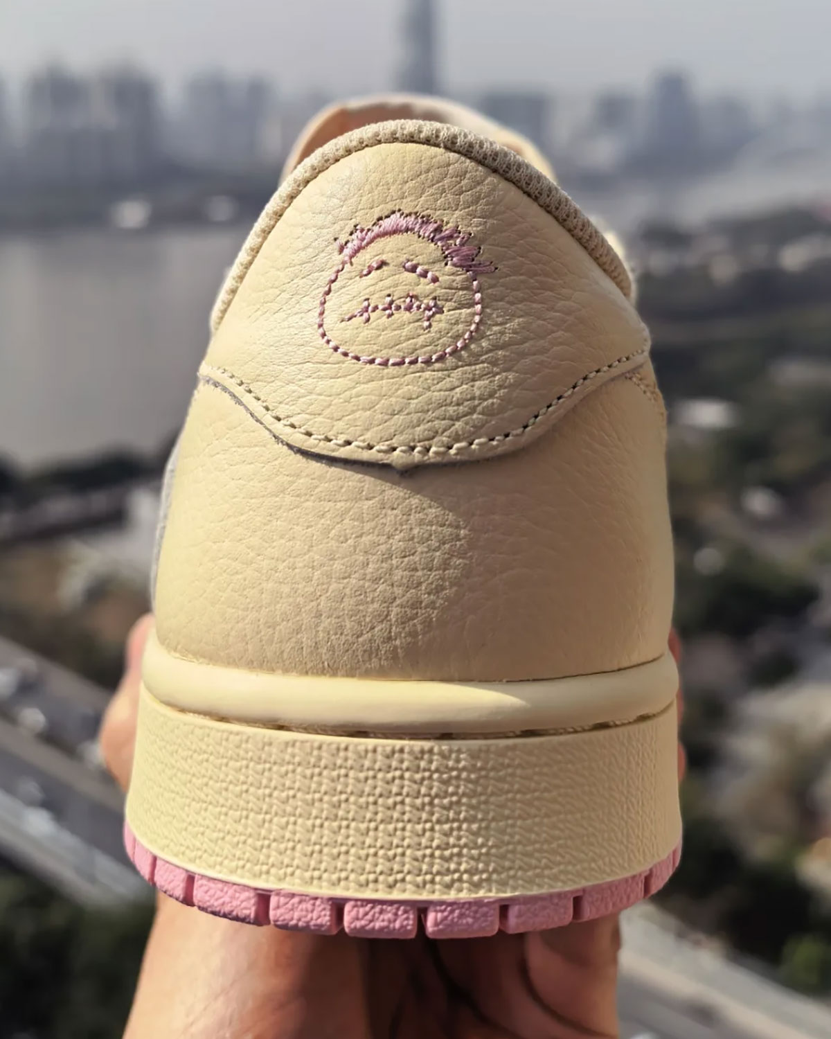 Travis Scott Jordan 1 Low Pink Iq7604 100 2 D2cbb2
