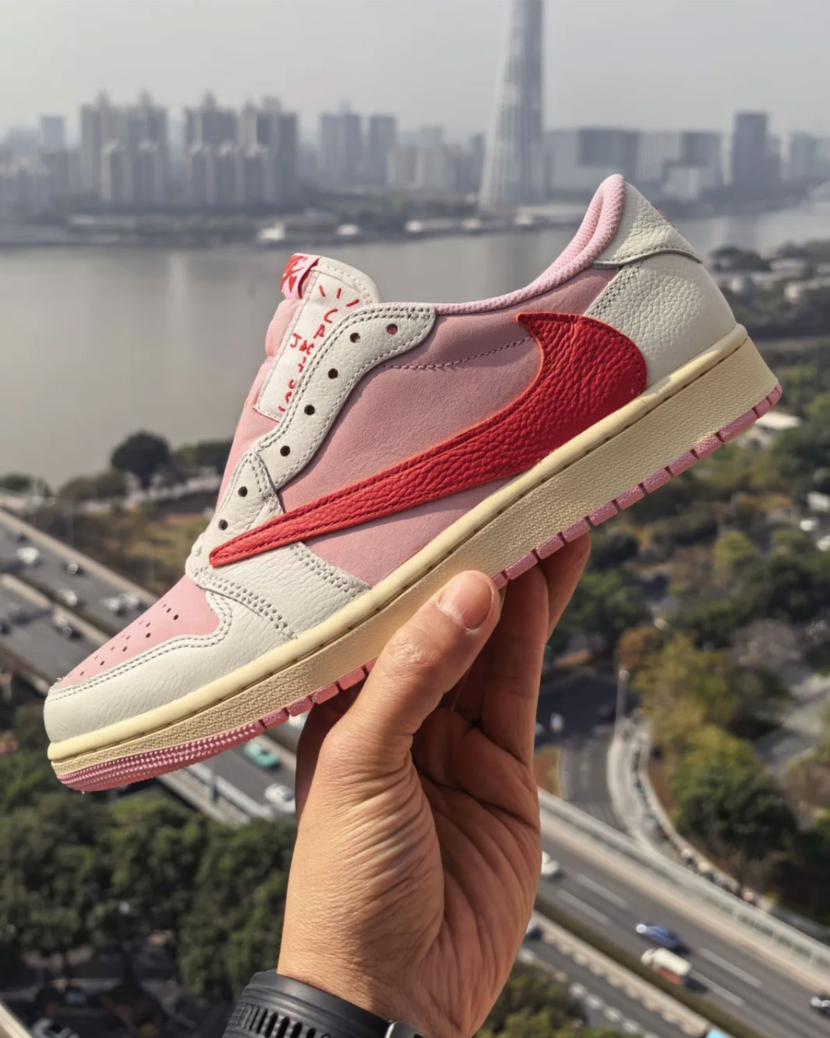 Travis Scott Jordan 1 Low Pink Iq7604 101 1 4092ad