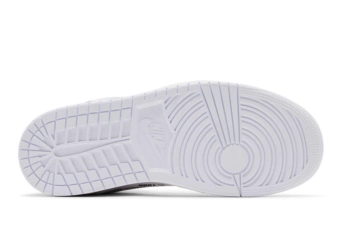 Vaa Virgil Air Jordan 1 Alaska 3.jpg