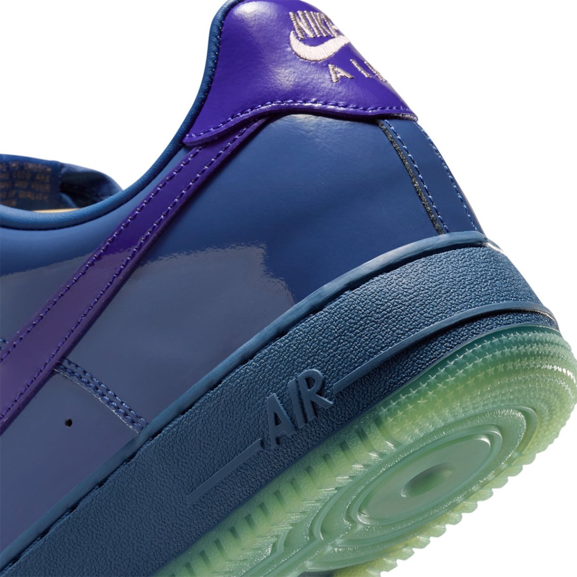 Nike Air Force 1 Low Mystic Navy IO4489-400 | SneakerNews.com display picture 1