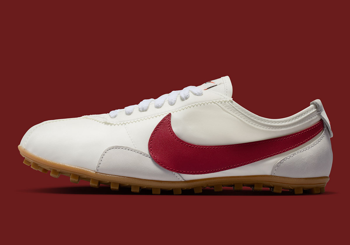 Nike Moon Shoe Summit White Team Crimson Ii0407 100 1