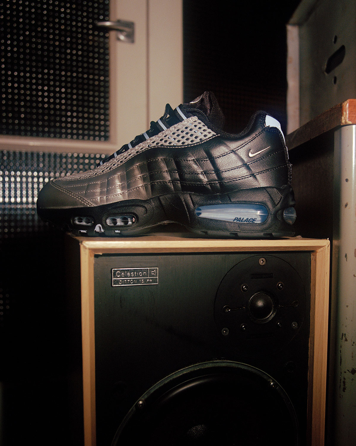 Palace Nike Air Max 95 Release Date 7