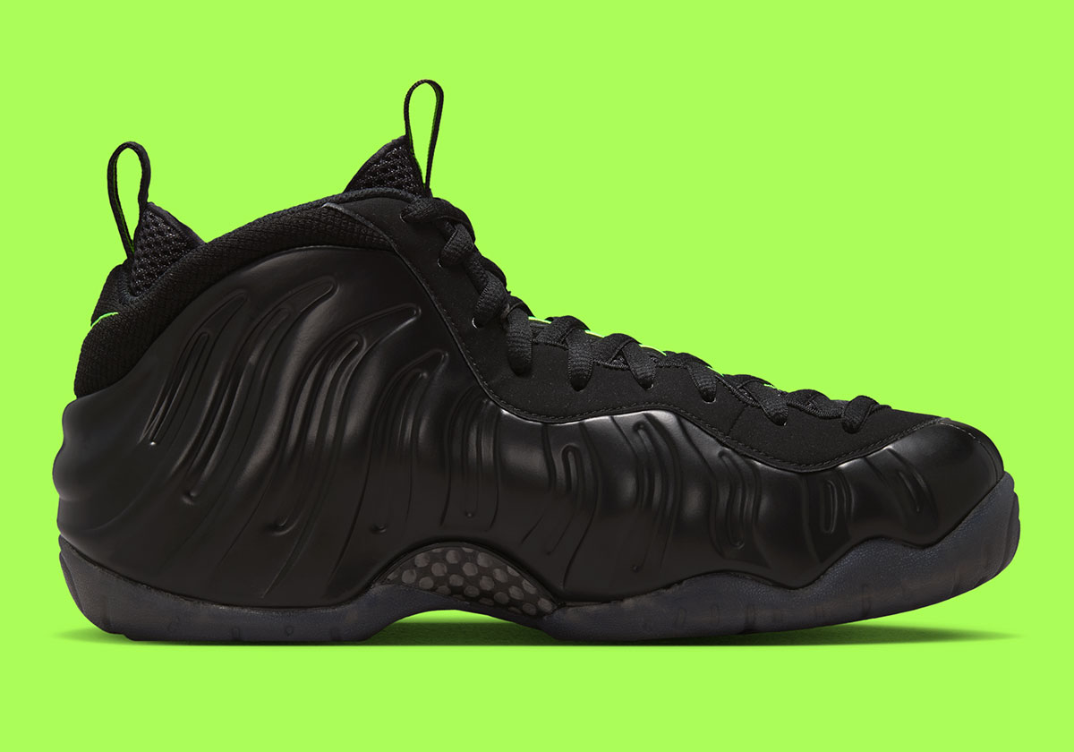 Voltage Foamposites Hf0794 002 2