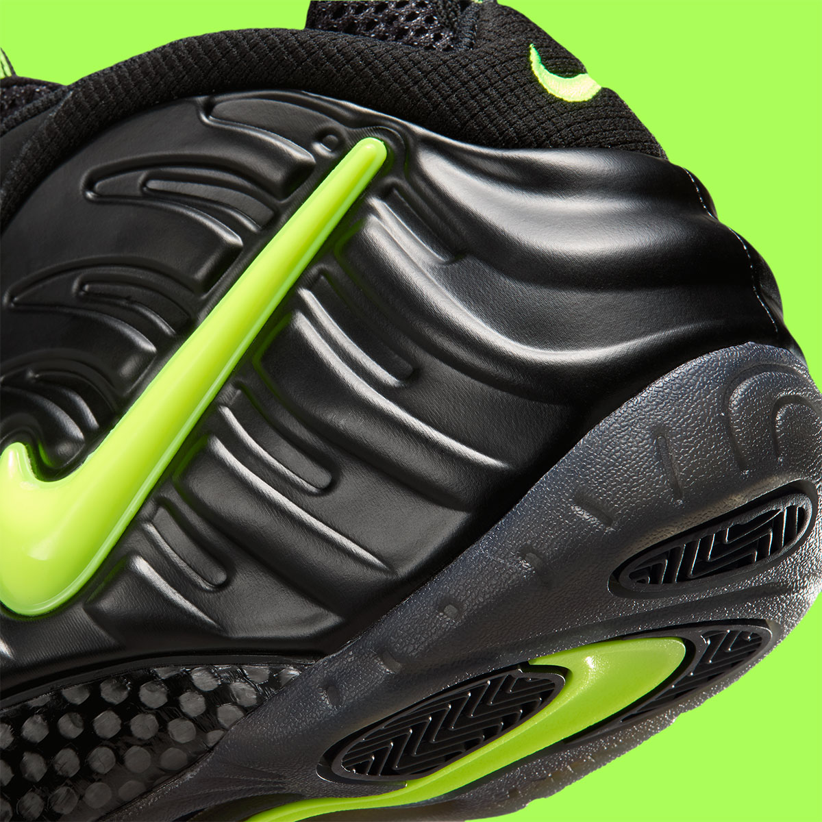Voltage Foamposites Hf0794 002 8