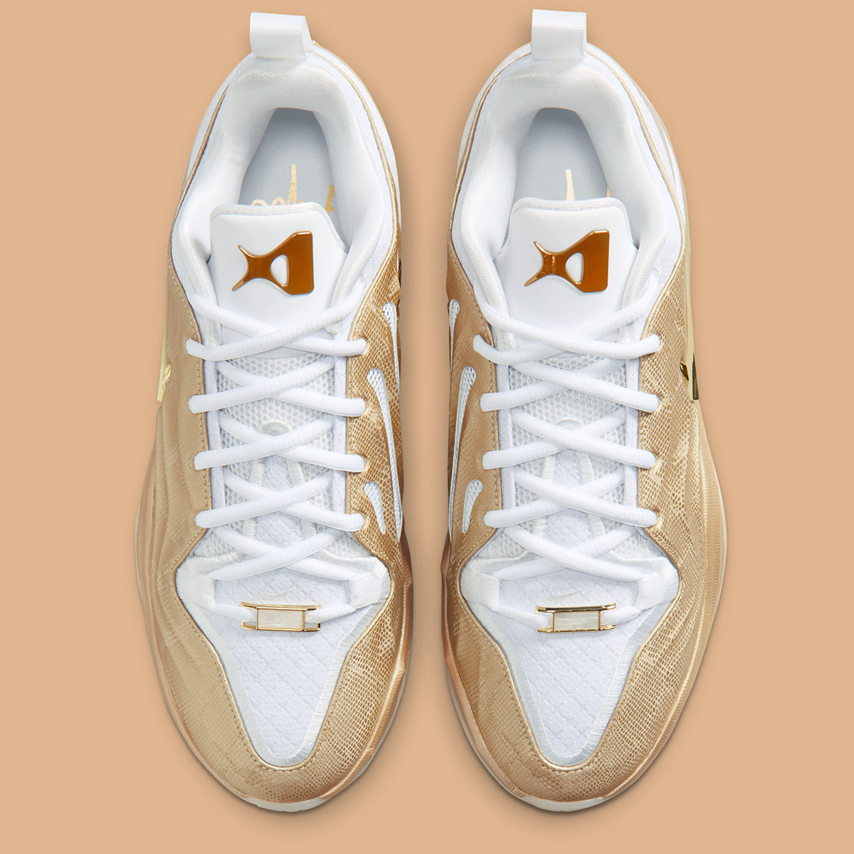 Nike A Two Io8212 900 Gold 4