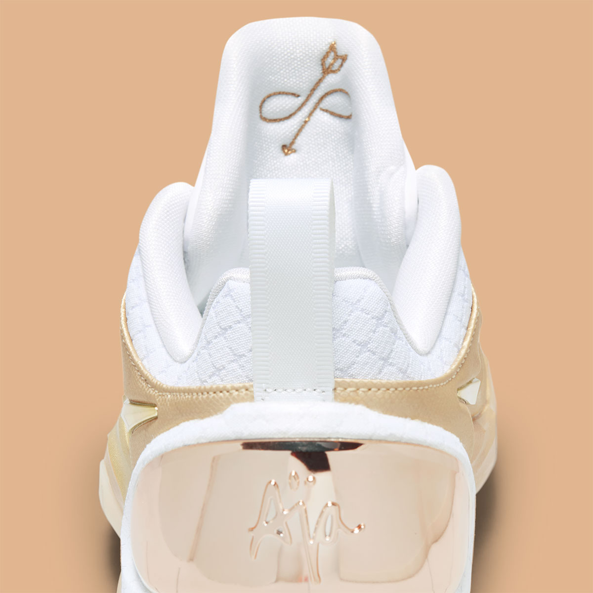 Nike A Two Io8212 900 Gold 9