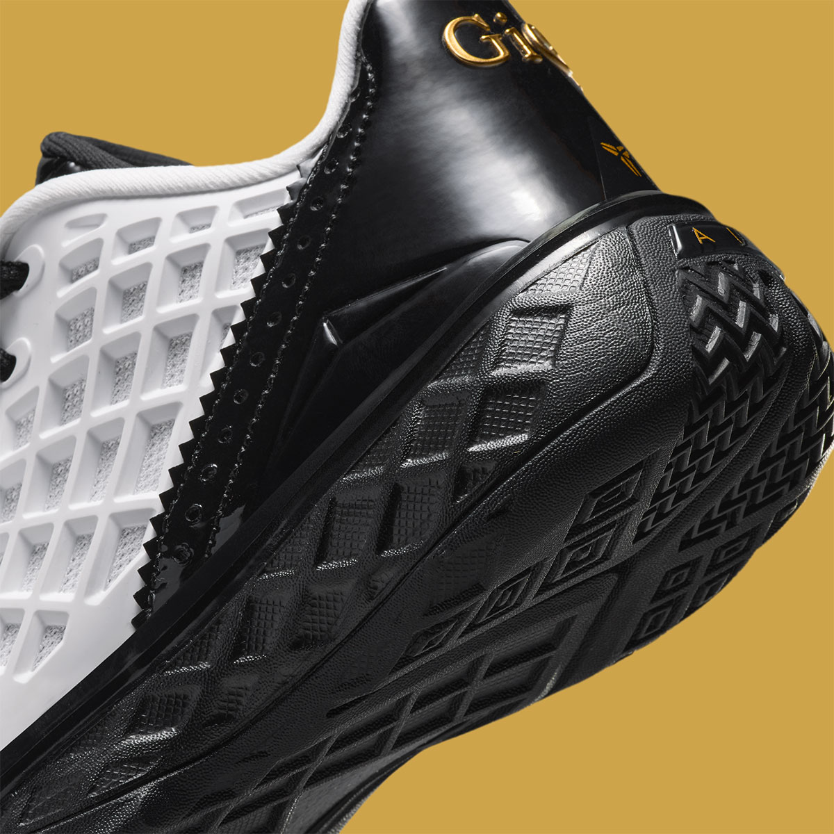 Nike Kobe 3 Low Protro Mambacita Gigi Gs Iq5341 100 8
