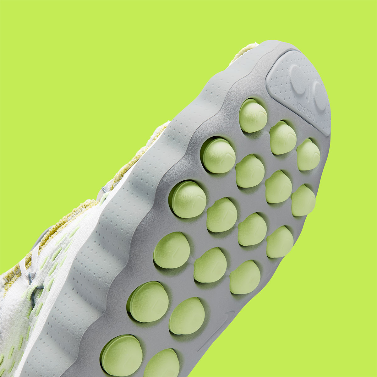 Nike Mind 002 Ir2176 100 7