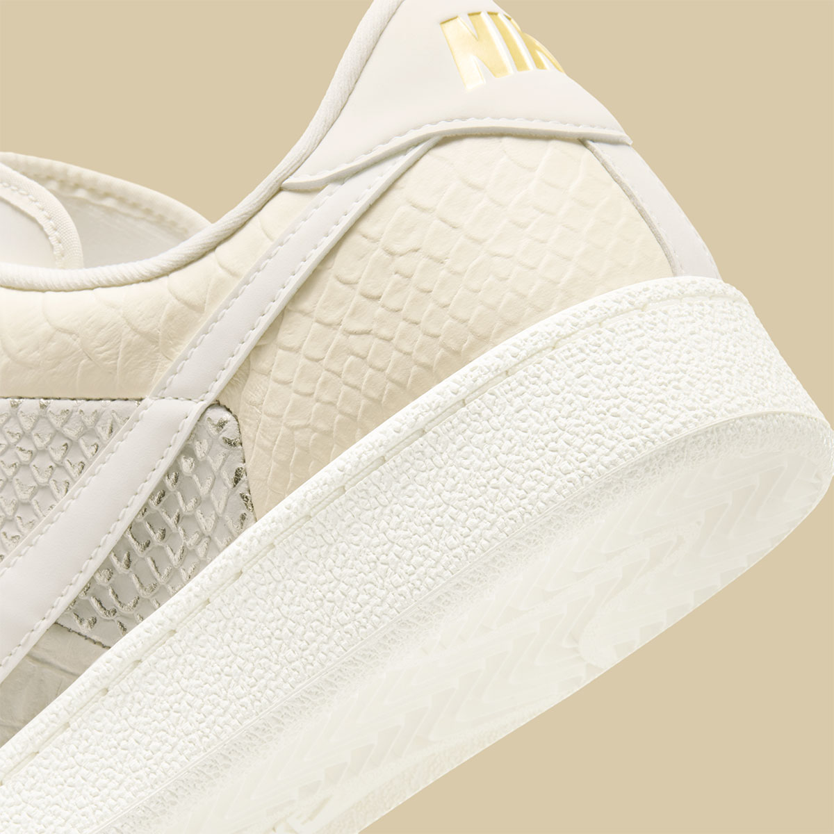 Nike Tennis Classic Premium Pale Ivory Iq5786 100 8
