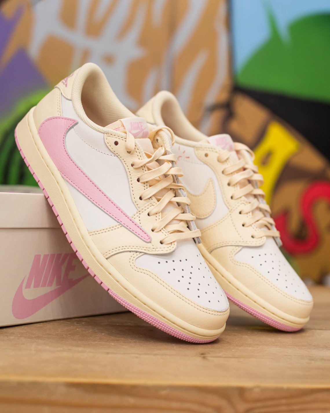 Travis Scott Air Jordan 1 Low 