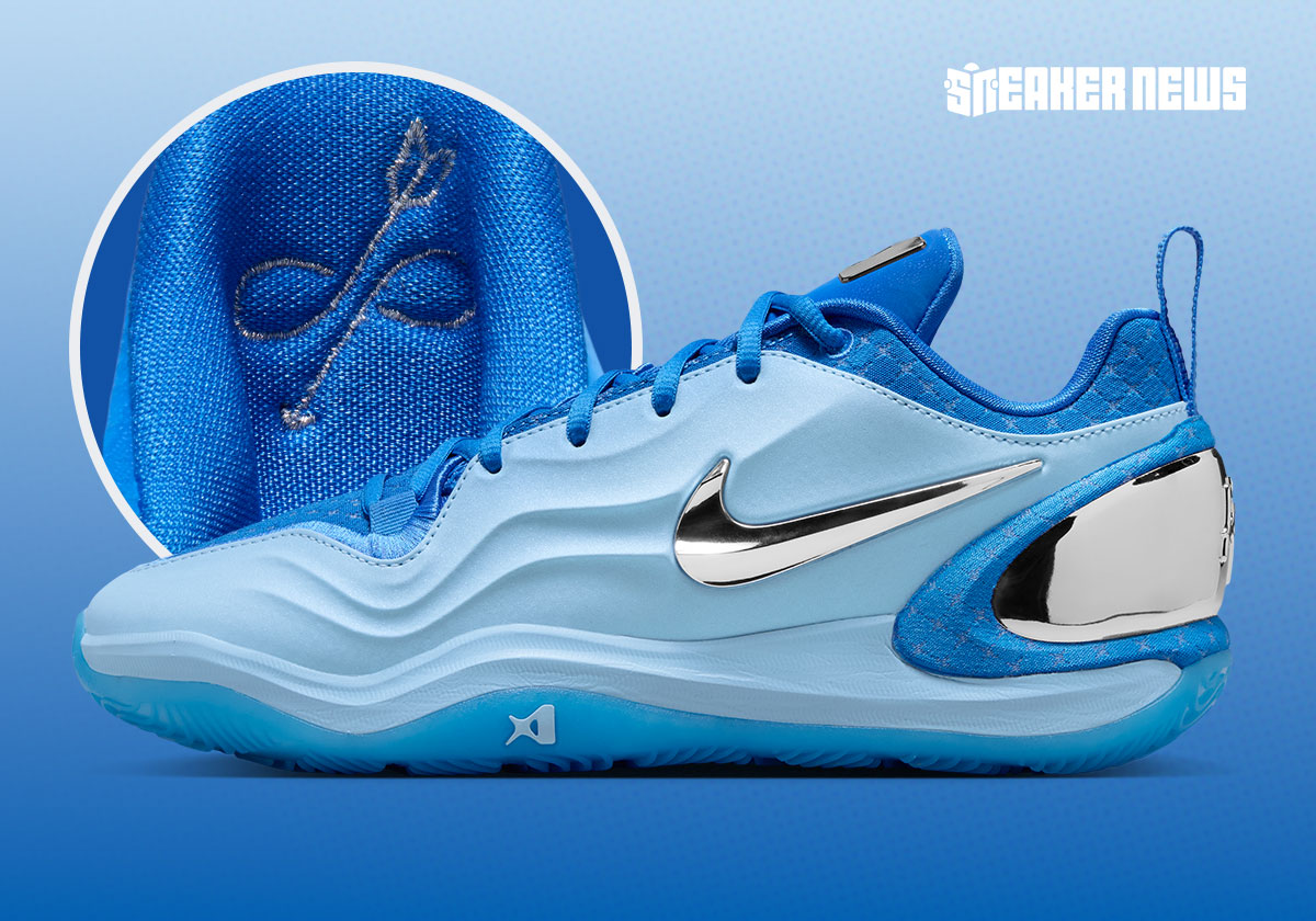 The Nike A'Two "Still Loading" Launches On May 21st
