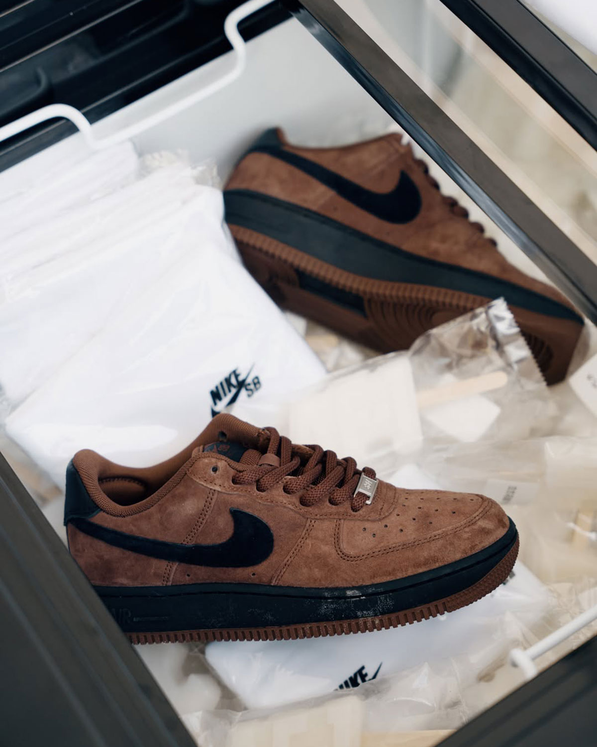 Nike Sb Air Force 1 Light Chocolate Black Hm8517 201 2