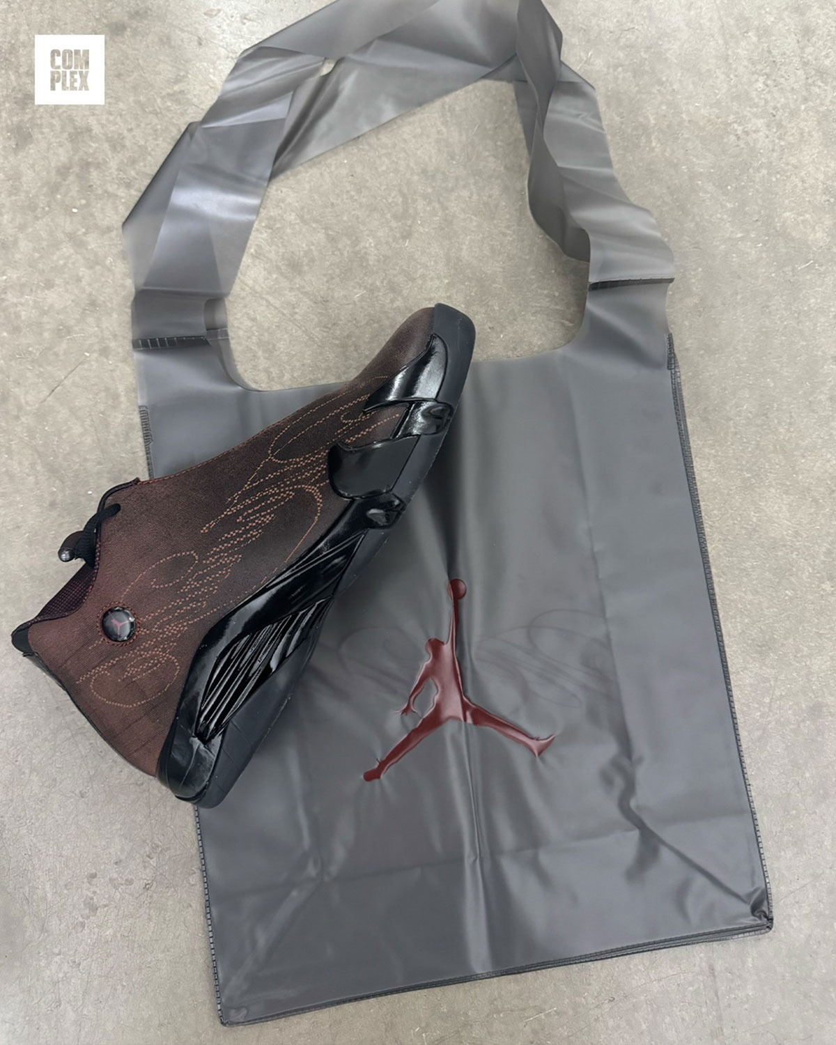 Jordan 14 Mowalola Iq5708 001 5