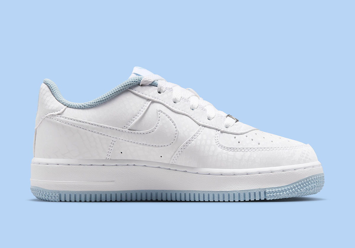 Kobe Bryant Nike Air Force 1 Low Gs White Armory Blue Io4610 100 4