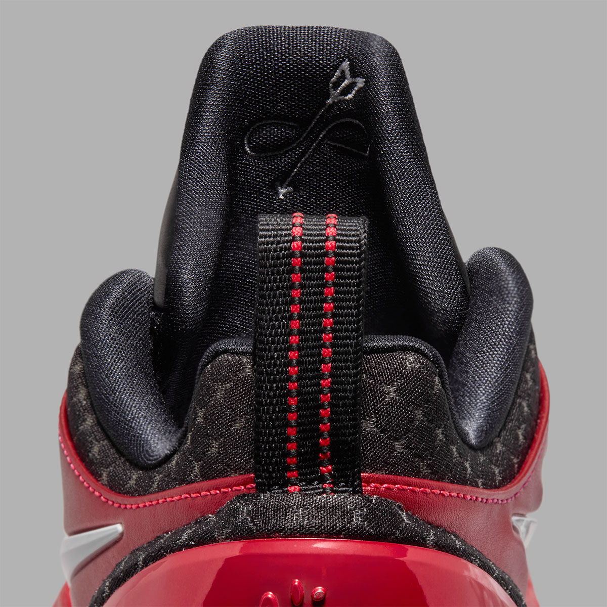 Nike A Two Tb Siren Red Black White Ir4503 600 9