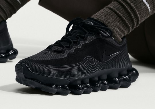 The Nike Air Liquid Max Stays Wavy In “Triple Black”