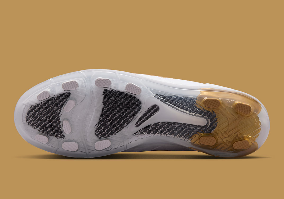 Nike Cryoshot Tiempo Legend R10 Iq8164 100 3