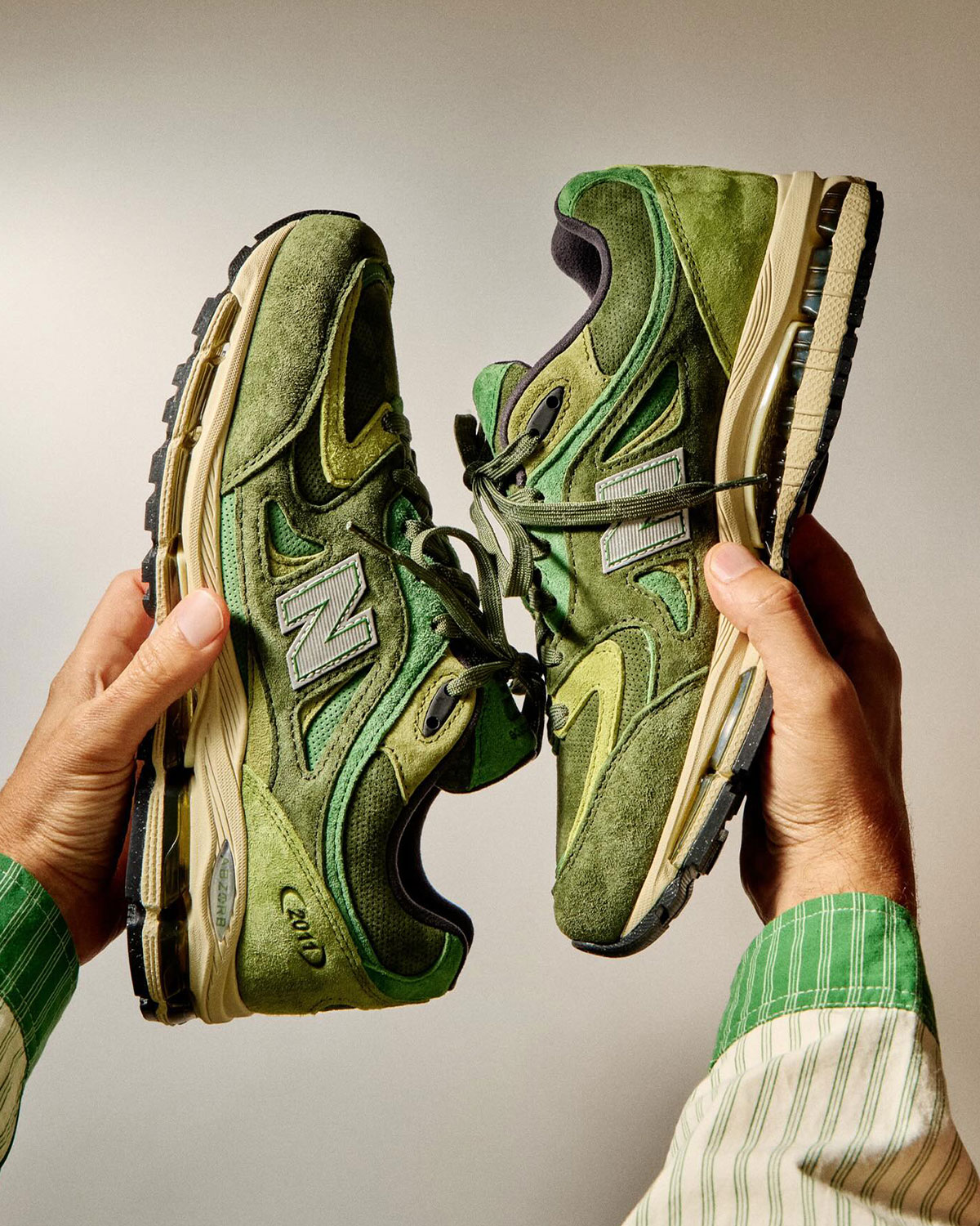 Ronnie Fieg Kith New Balance 2011 Release Date 3