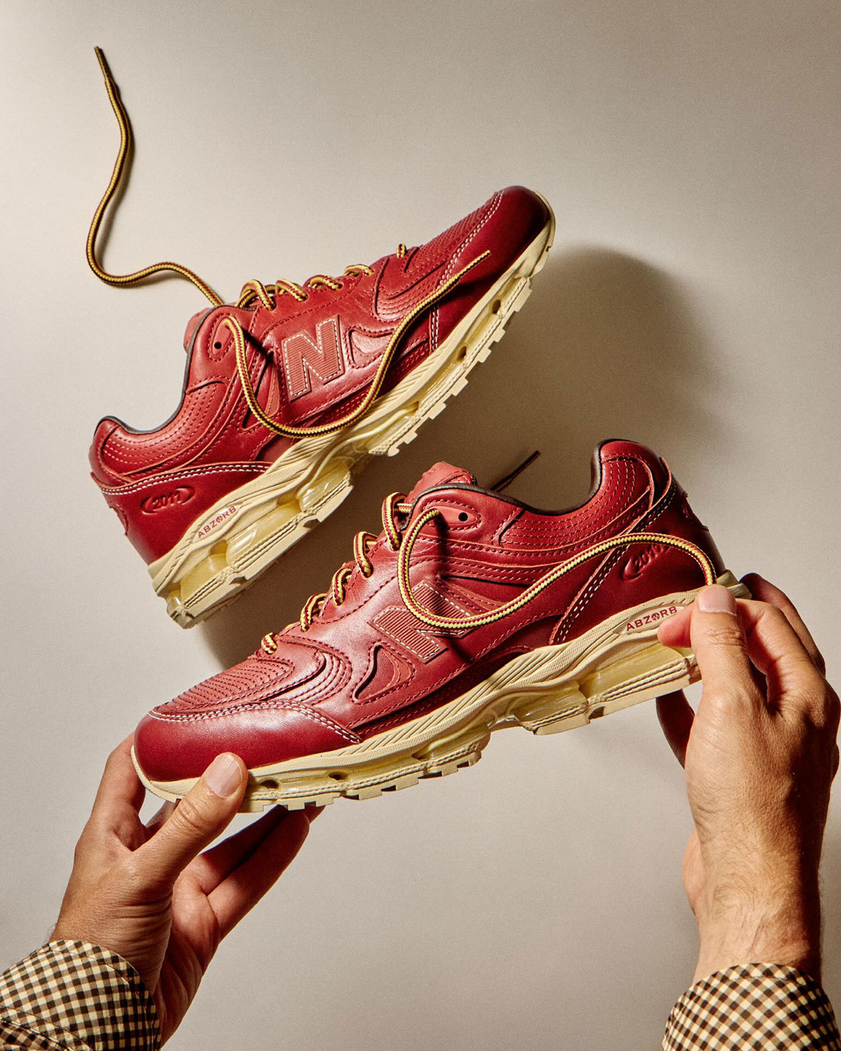 Ronnie Fieg Kith New Balance 2011 Release Date 4