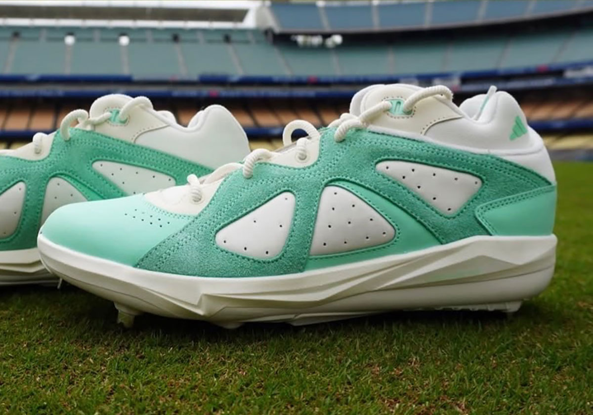 Kiké Hernandez Debuts Mint Green adidas BadBo 1.0 Cleat