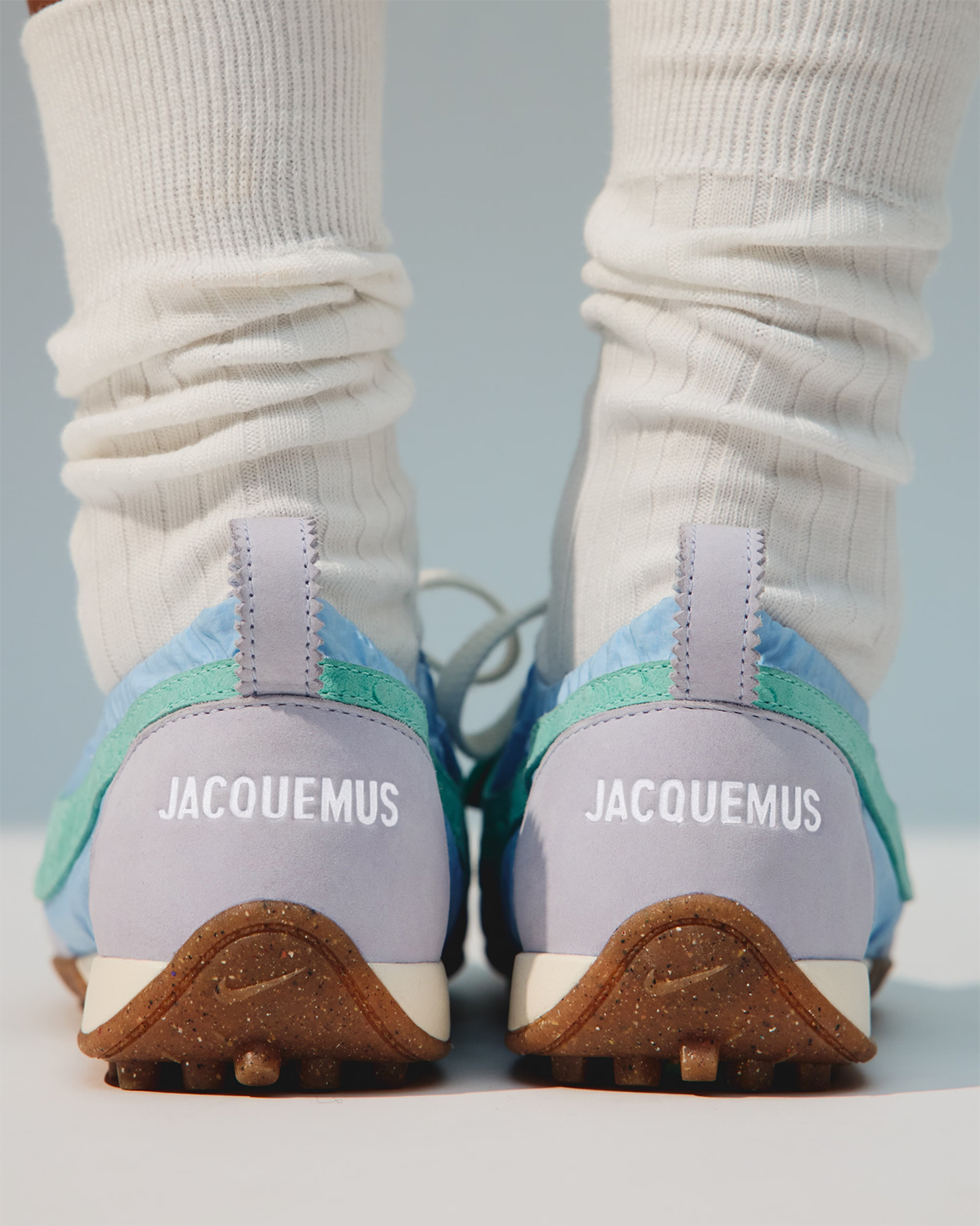 Jacquemus Nike Moon Shoe Emerald Rise Blue Cap Ghost Pale Ivory Hv8547 300 Release Date 3