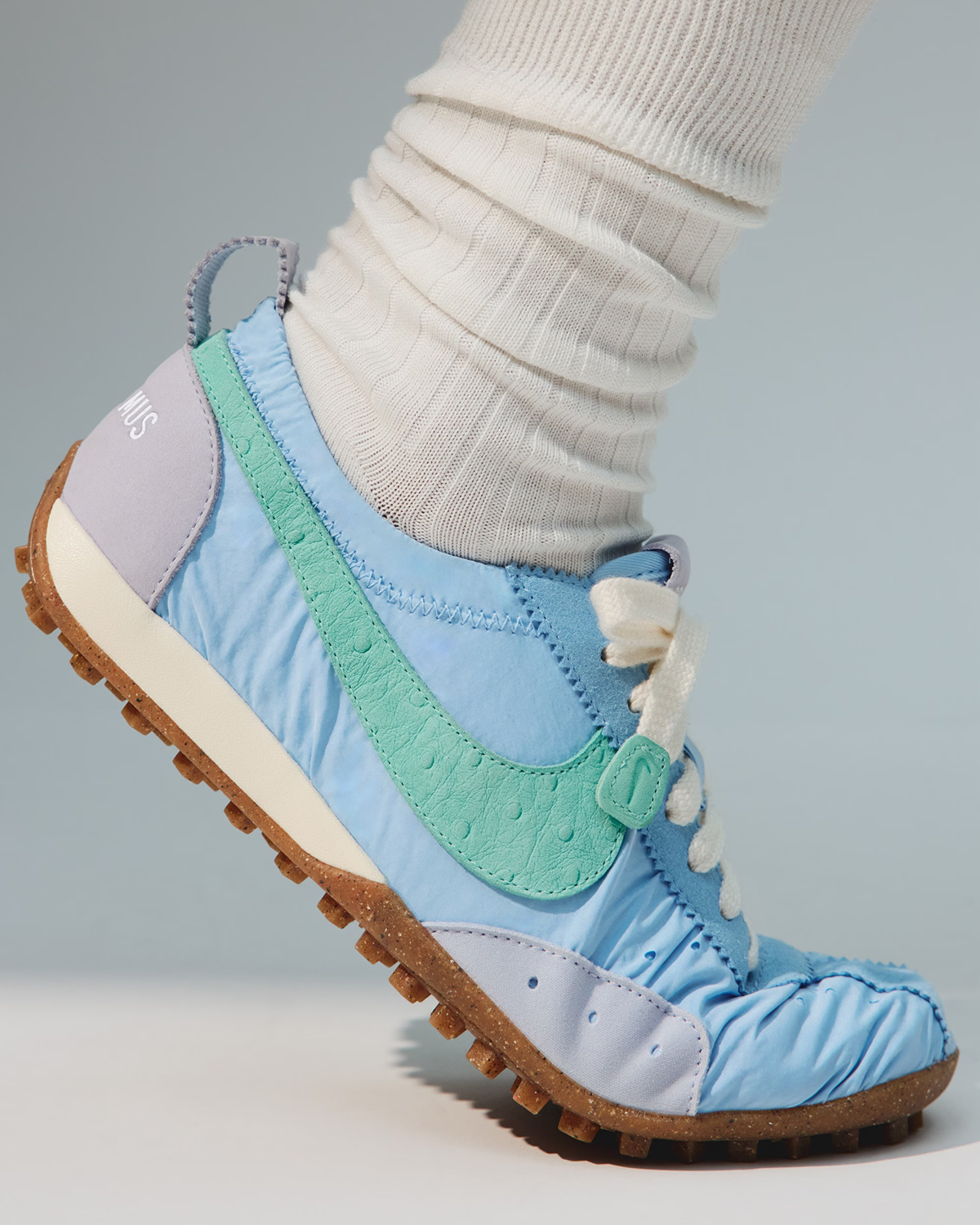 Jacquemus Nike Moon Shoe Emerald Rise Blue Cap Ghost Pale Ivory Hv8547 300 Release Date 5